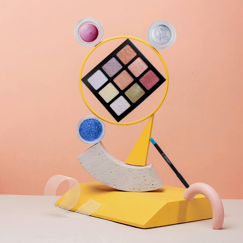 MAKEUPS